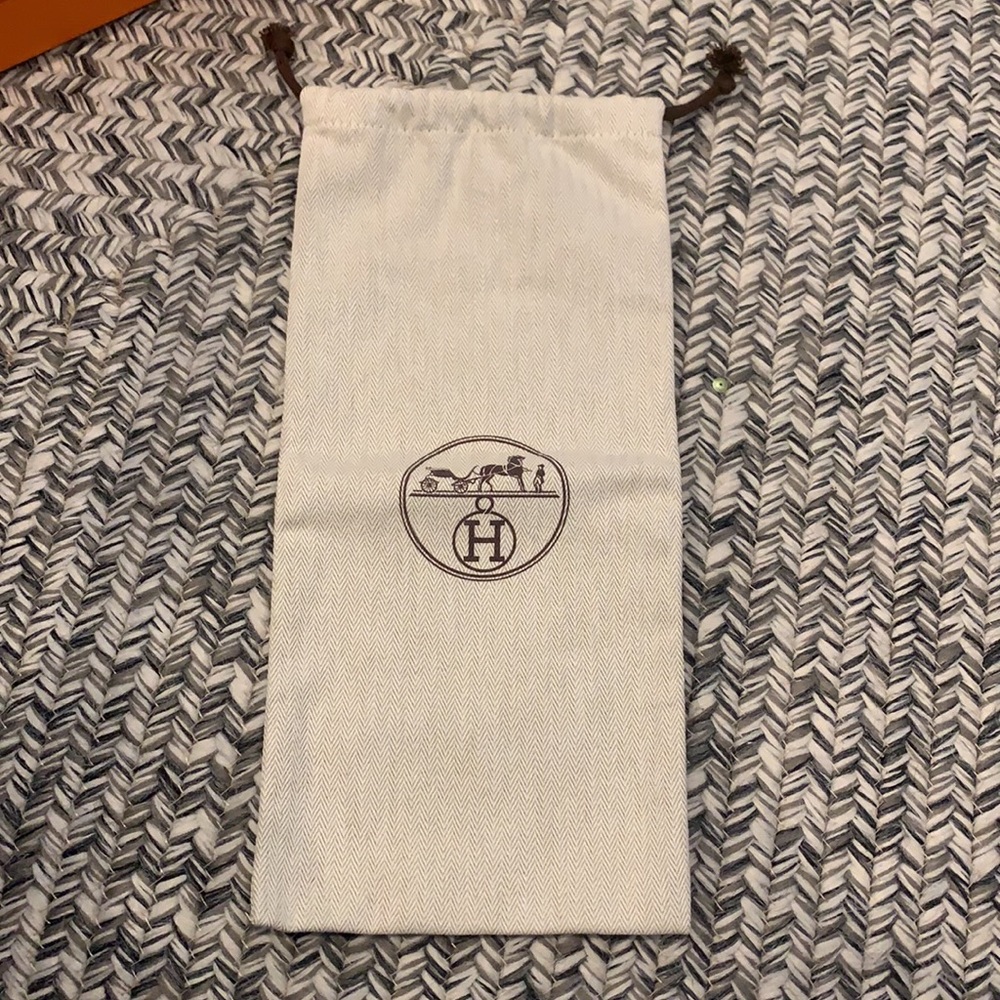 1 Hermès shoe Dust Bag